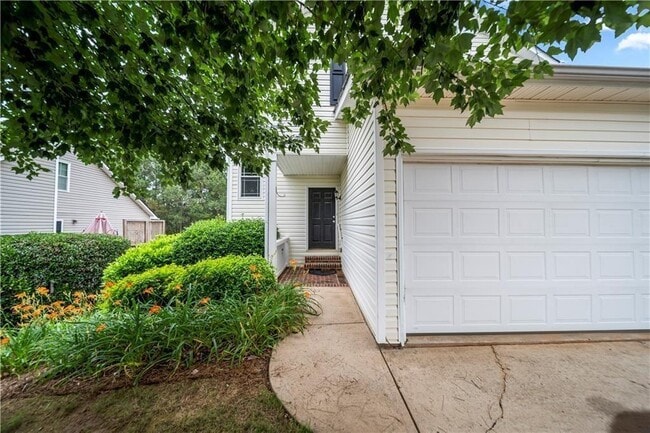 Photo - 156 Stoneforest Dr