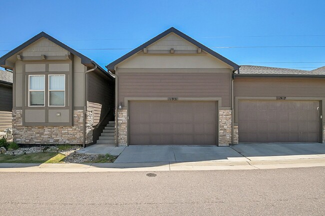 Building Photo - $2,995.00 - 4 Bedrooms, 2 Bathroom, Single... Rental