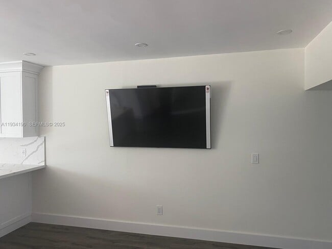 Photo - 2100 SW 100th Ave