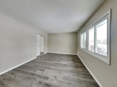 Photo - 5700 79th Ave N