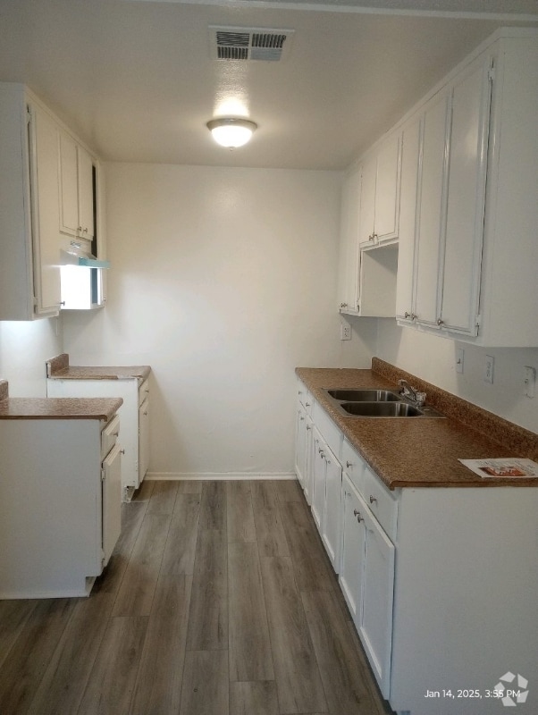 Building Photo - 38290 5th St E Rental