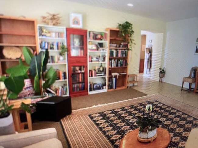 Photo - 1013 Eagle Ln