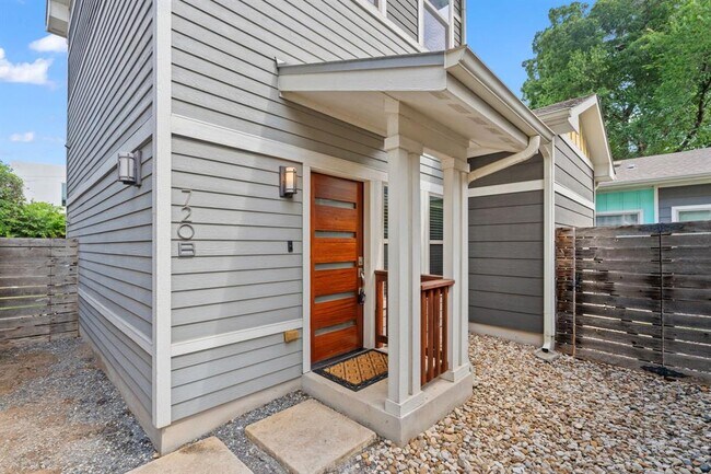 720 Pedernales St Unit B