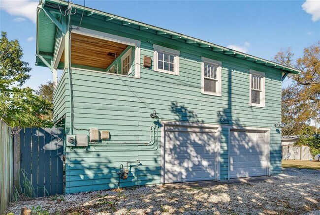 Photo - 2905 14th St N