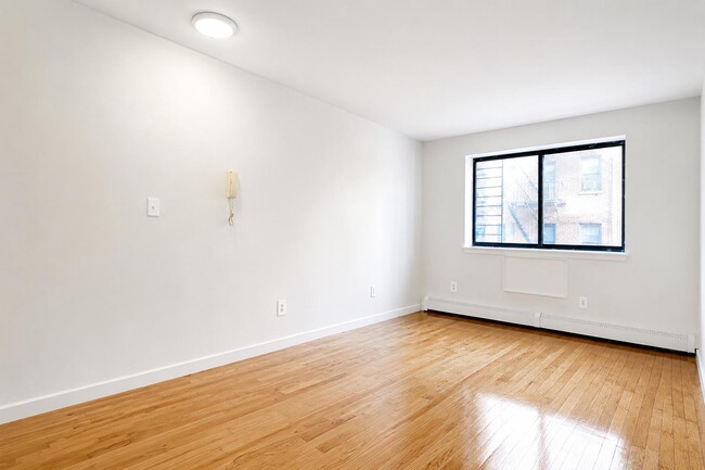 47 Cooper St Unidad 4B