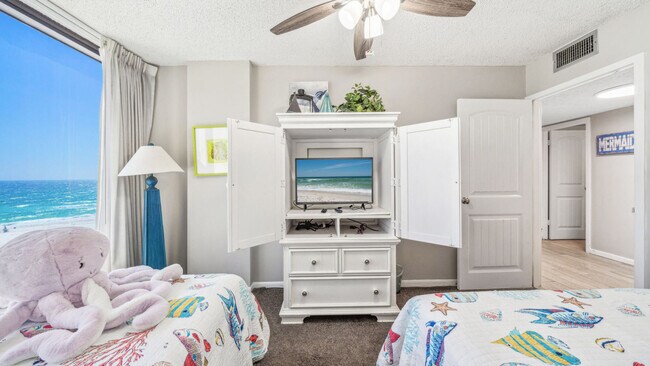 Photo - 7205 Thomas Dr Unidad ID1056211P