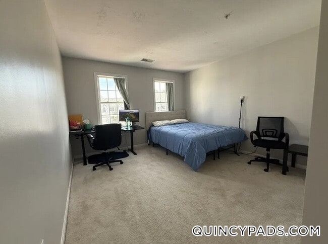 Photo - 37 Village Dr