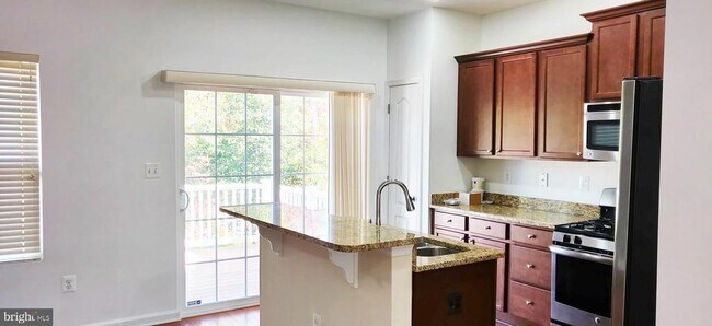 Photo - 2706 Coppersmith Pl