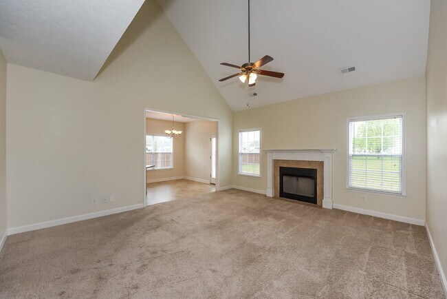 Photo - 1448 Jeter Way