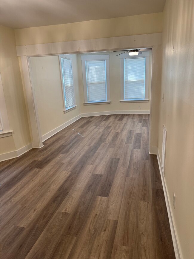 Photo - 337 Ellsworth Ave Unidad 1st fl