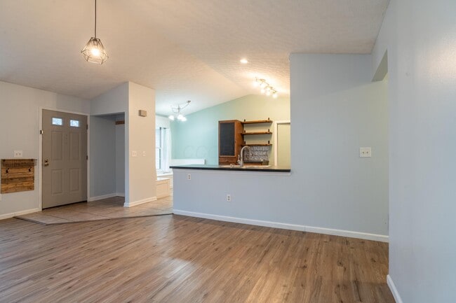 Photo - 3571 Frenchpark Dr