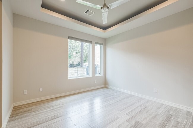 Photo - 711 W Clay St