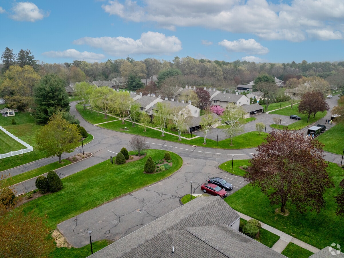 Exterior - Southfield Green