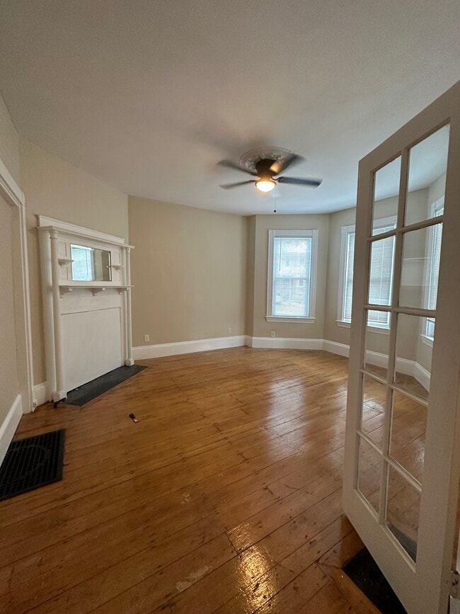 Photo - 3243 Washington St Unidad #1