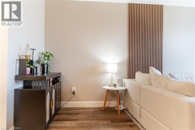 Photo - 34 Norman St Unit 412