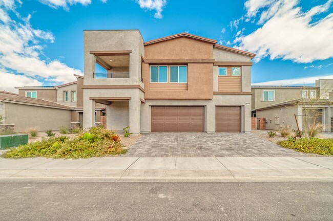 STUNNING HOME WITH NEXT GEN SUITE WITH SOL... - STUNNING HOME WITH NEXT GEN SUITE WITH SOL...