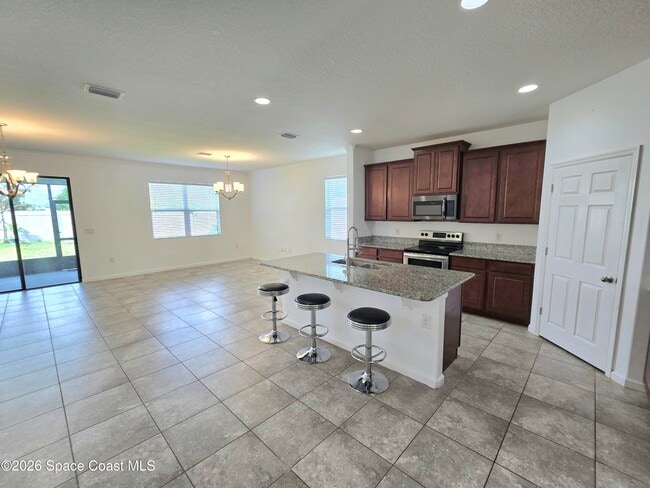 Photo - 1723 Musgrass Cir