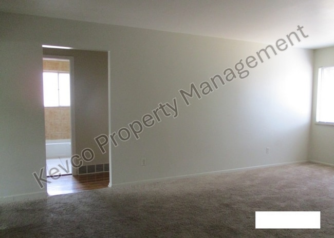 Photo - 2801-2805 Stanford Rd Unit 2801 Stanford Rd