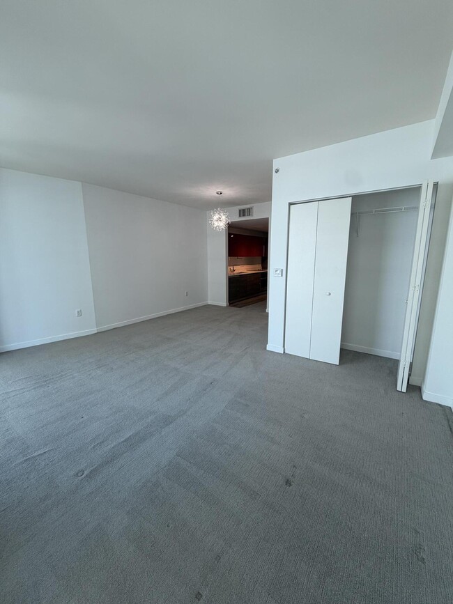 Photo - 1100 S Miami Ave Unidad 2206