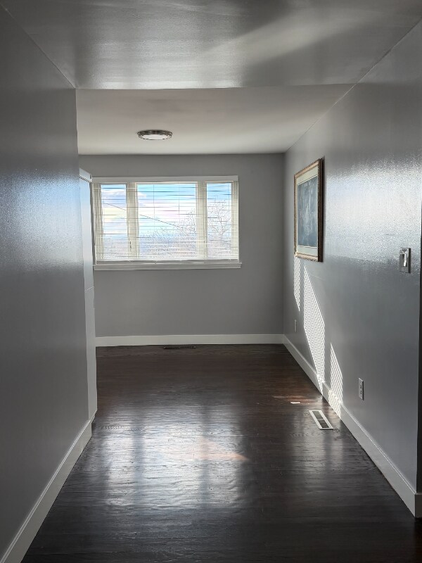 Photo - 931 Maxfield Dr