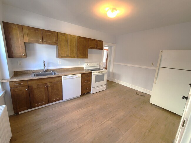 Photo - 93 Pleasant St Unidad #1