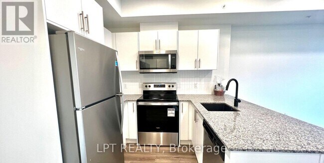 Photo - 103 Roger St Unit 415