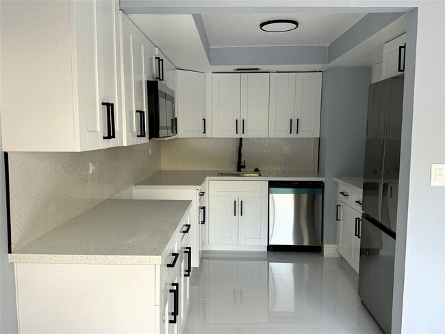 Photo - 8350 N Missionwood Cir