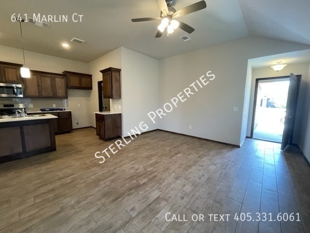 Photo - 641 Marlin Ct