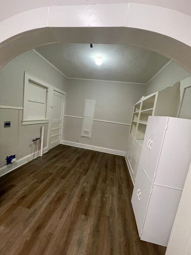 Photo - Beautiful One Bedroom Unit in Broadmoor