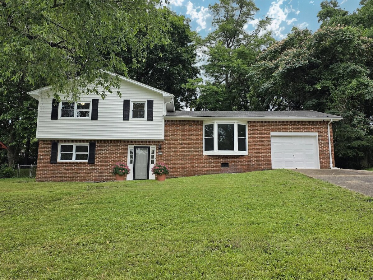 Photo - 2809 Brett Rd NW Casa