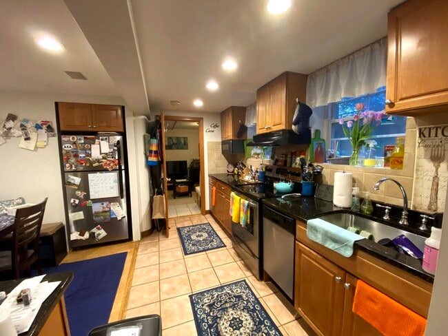 Photo - 78 Phillips St Unit 1