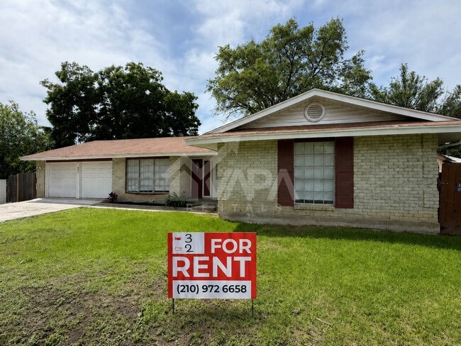 Building Photo - 6607 Benhill