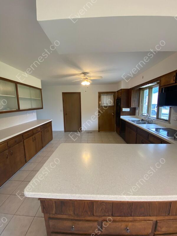 Photo - 6547 Scioto Darby Rd