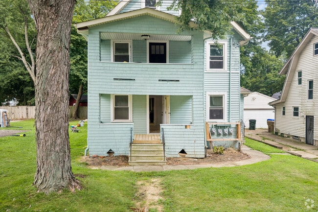 Photo - 1331 Hillcrest Dr