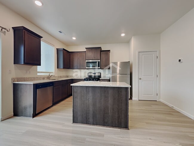 Photo - 1306 W 16th Ave