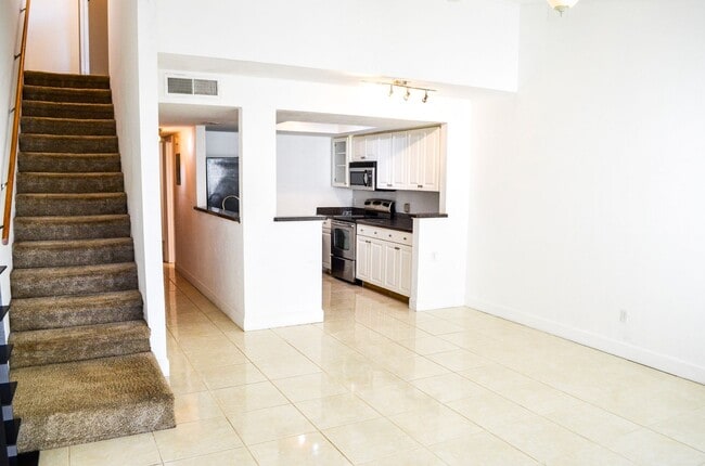 Photo - C2508  Bldg I  Unit 50 Grantwood Unit 1