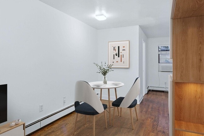 63 Jefferson St Unit 1B