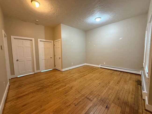 Photo - 408 Central St Unit 6