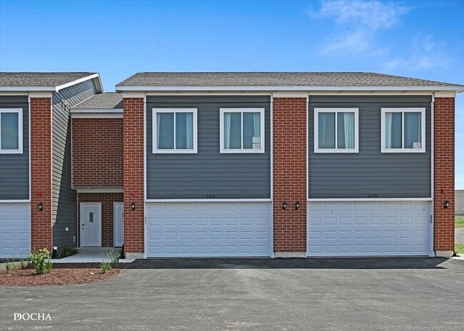 Building Photo - 1234 Gillespie Ln