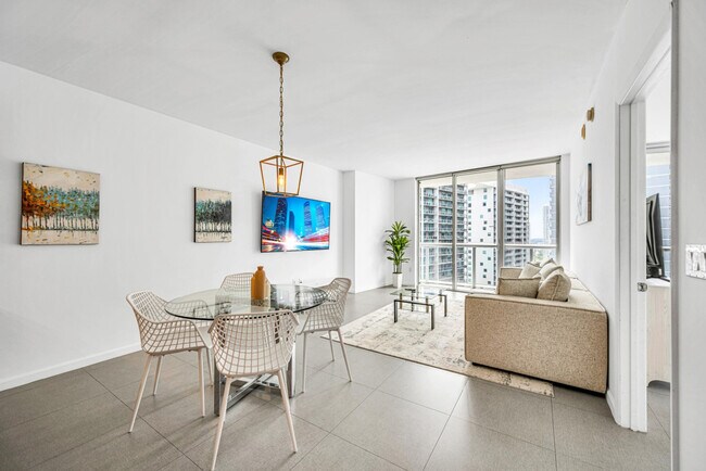 Photo - 485 Brickell Ave Unidad SI FL34-ID1522103P