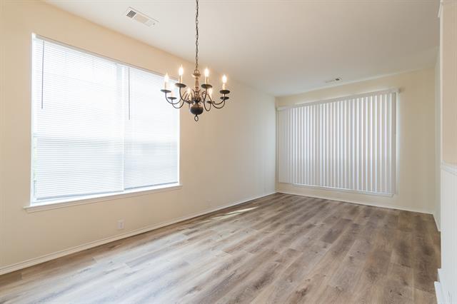 Photo - 3614 English Oak Dr