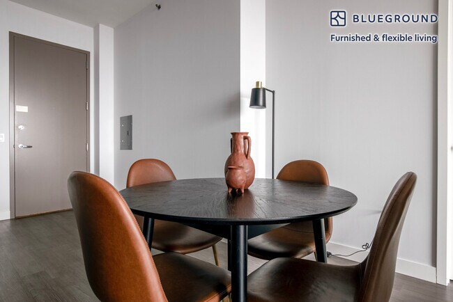 Photo - 1000 S Clark St Unidad FL19-ID990