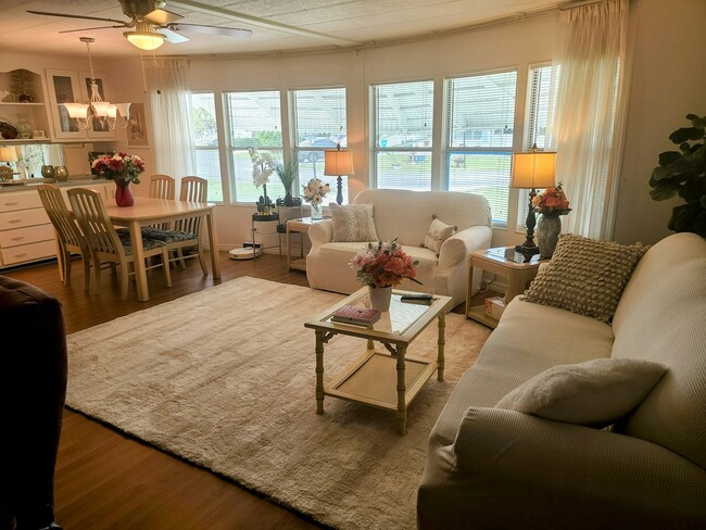 Photo - 4482 King Theodore Dr