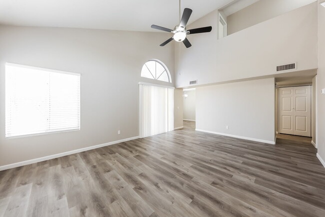 Photo - 3630 W Escuda Dr
