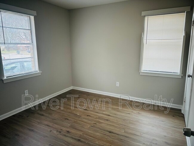 Photo - 3253 Ford Rd