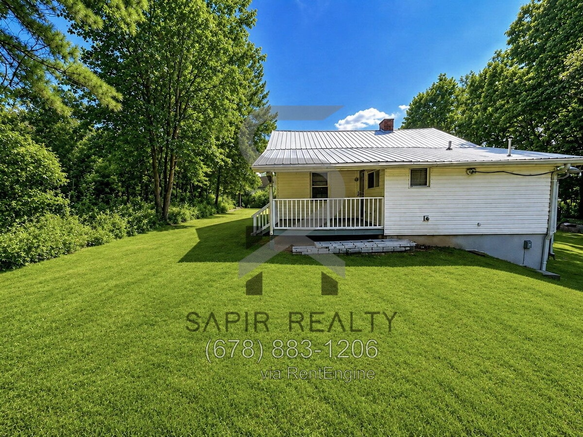 Photo - 7925 Rivertown Rd