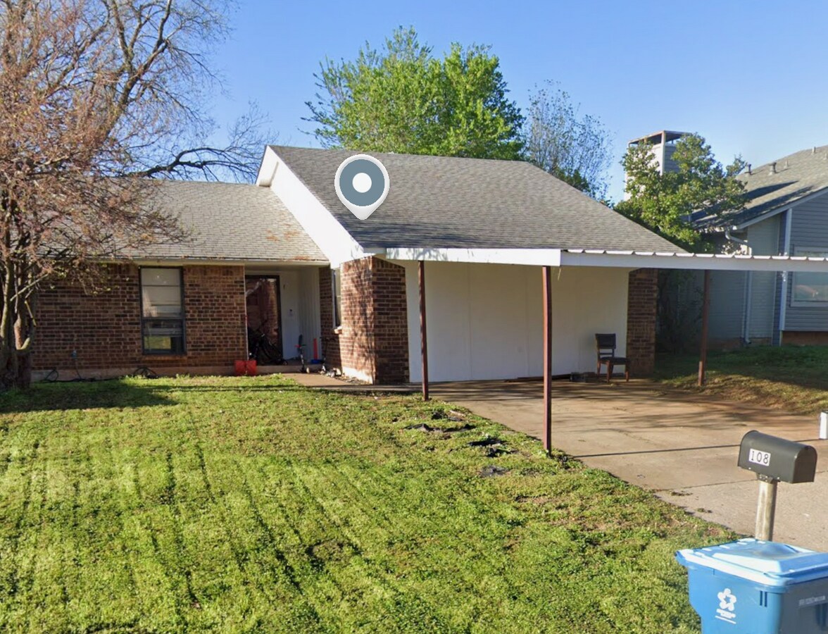 Photo - 108 London Ln