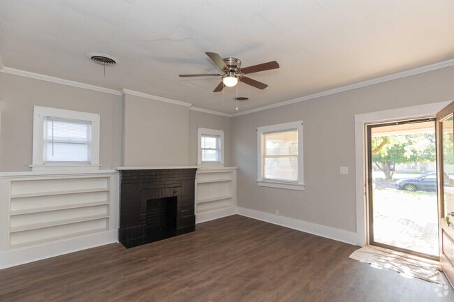Building Photo - 2214 S Taylor St Rental