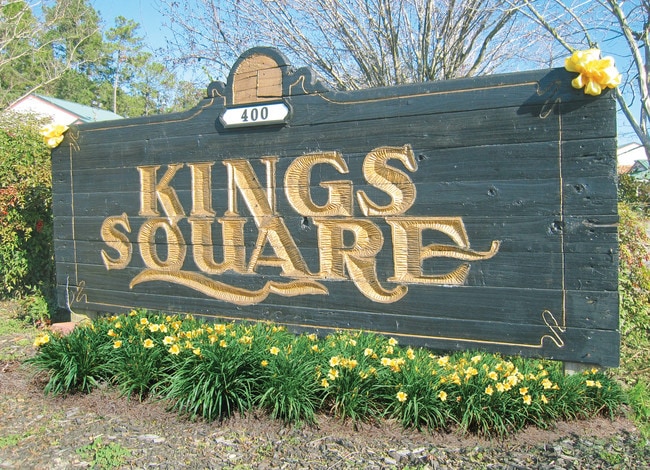 Photo - King's Square Apartments