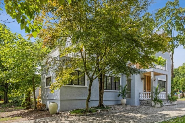 Photo - 530 Orangeburg Rd